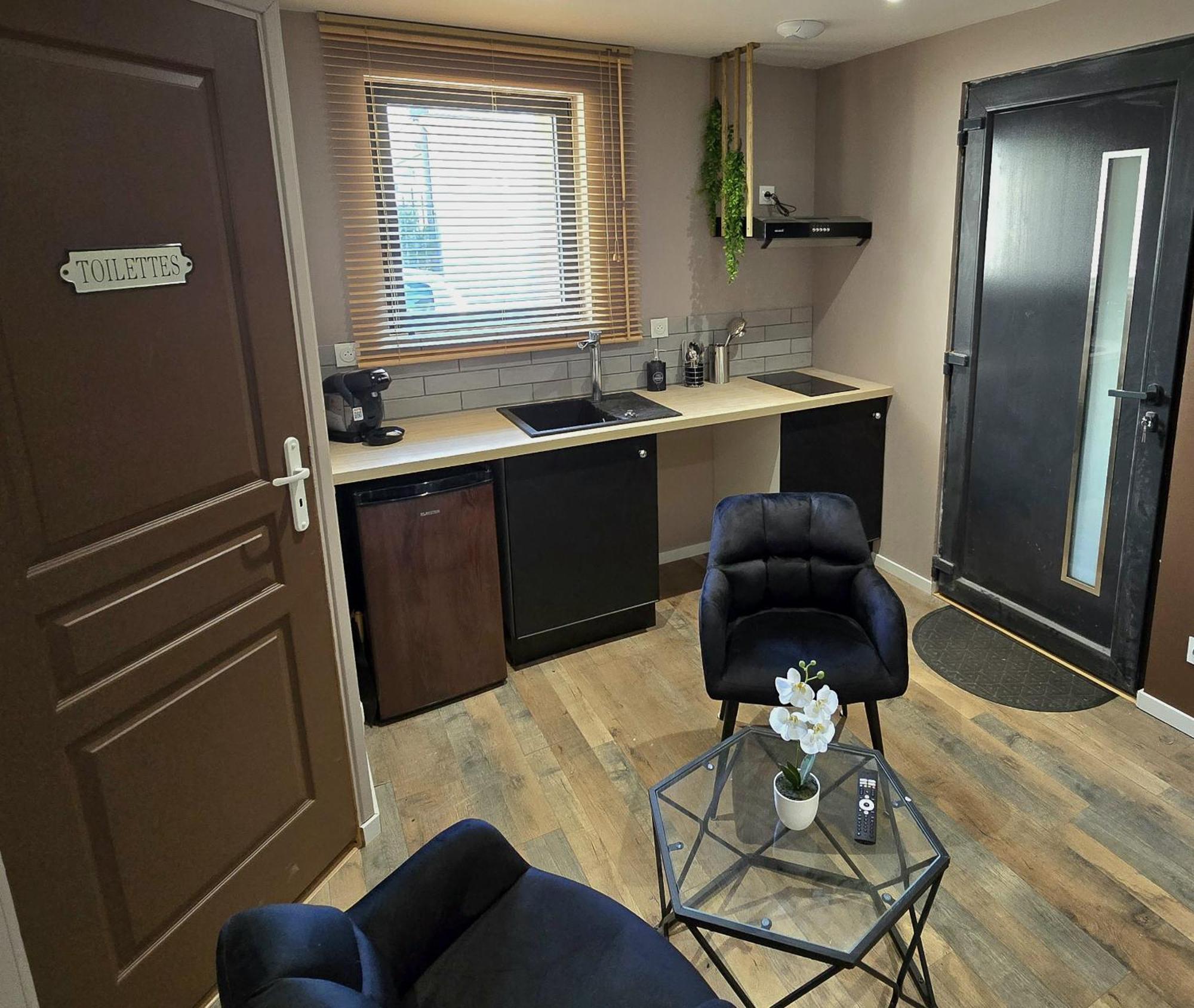 Appartement Chambre Cosy - Jacuzzi - Little Room 旺多姆 外观 照片